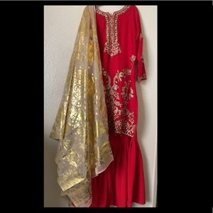 Pakistani Salwar Kameez size 40 Readymade